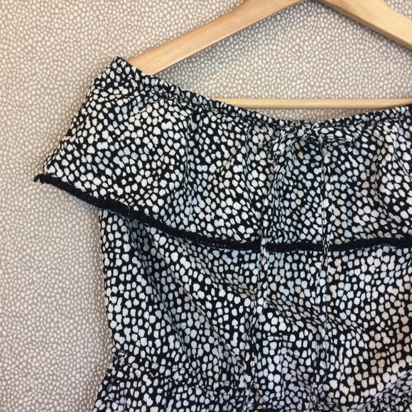 M Old Navy Romper Swim Cover Up - Picture 2 of 8